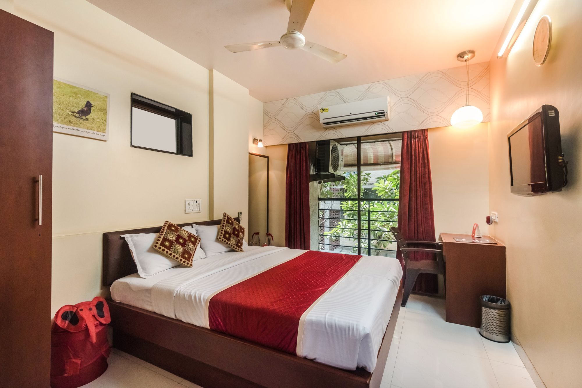 Konark Apartment Malad Экстерьер фото